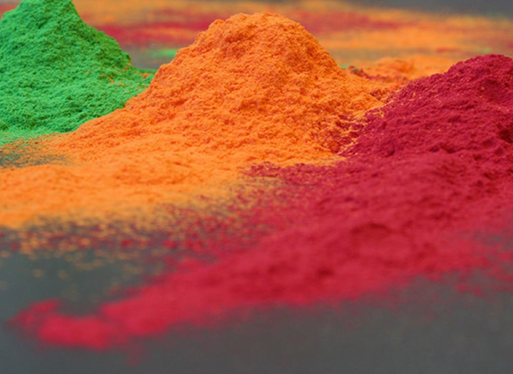 bright coloured powder